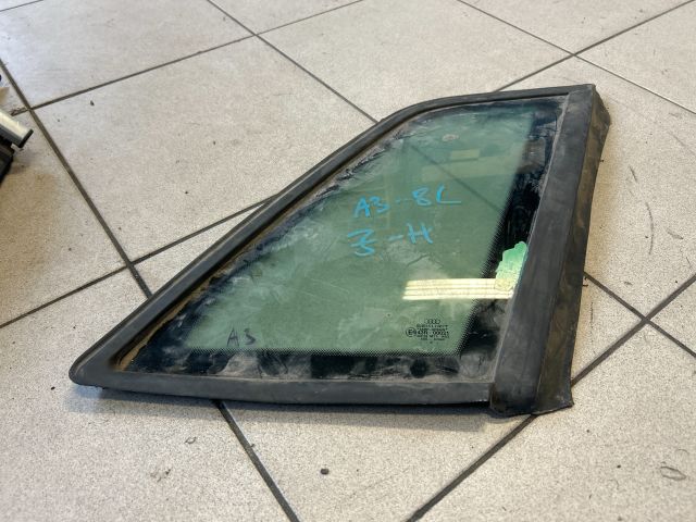 bontott AUDI A3 Jobb hátsó Fixüveg (Ajtóban)