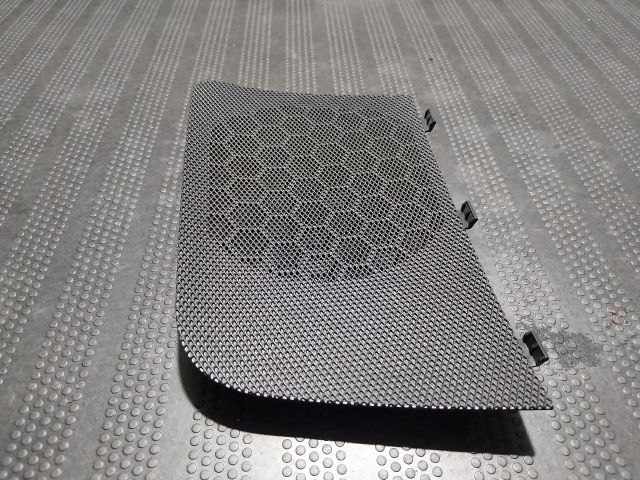 bontott AUDI A3 Jobb hátsó Hangszóró Burkolat