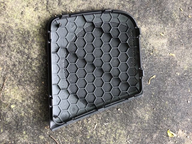 bontott AUDI A3 Jobb hátsó Hangszóró Burkolat