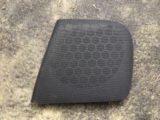 bontott AUDI A3 Jobb hátsó Hangszóró Burkolat