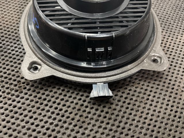 bontott AUDI A3 Jobb hátsó Hangszóró