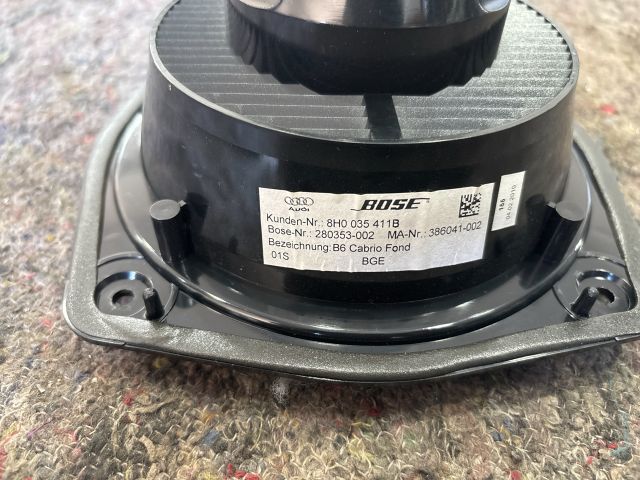 bontott AUDI A3 Jobb hátsó Hangszóró