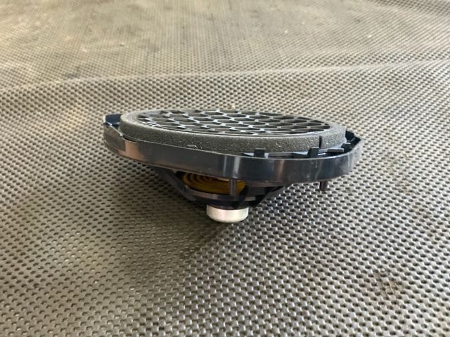 bontott AUDI A3 Jobb hátsó Hangszóró