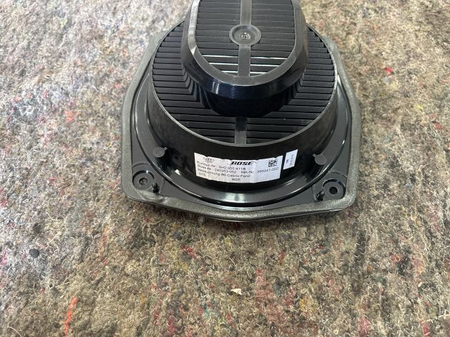 bontott AUDI A3 Jobb hátsó Hangszóró