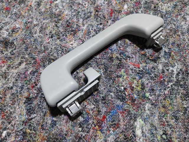 bontott AUDI A3 Jobb hátsó Kapaszkodó (Felső)