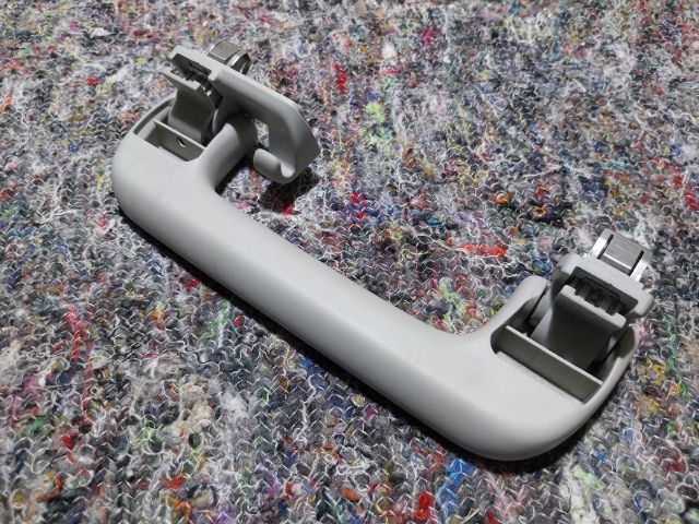 bontott AUDI A3 Jobb hátsó Kapaszkodó (Felső)