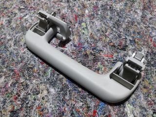 bontott AUDI A3 Jobb hátsó Kapaszkodó (Felső)