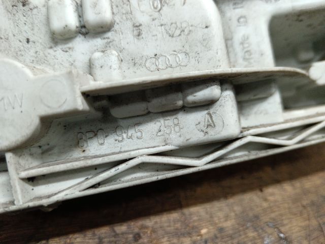 bontott AUDI A3 Jobb Hátsó Lámpa Foglalat