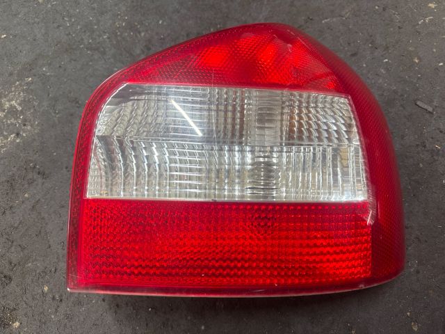 bontott AUDI A3 Jobb Hátsó Lámpa