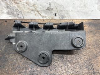 bontott AUDI A3 Jobb hátsó Lökhárító Tartó (Műanyag)