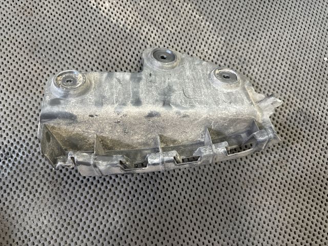 bontott AUDI A3 Jobb hátsó Lökhárító Tartó (Műanyag)