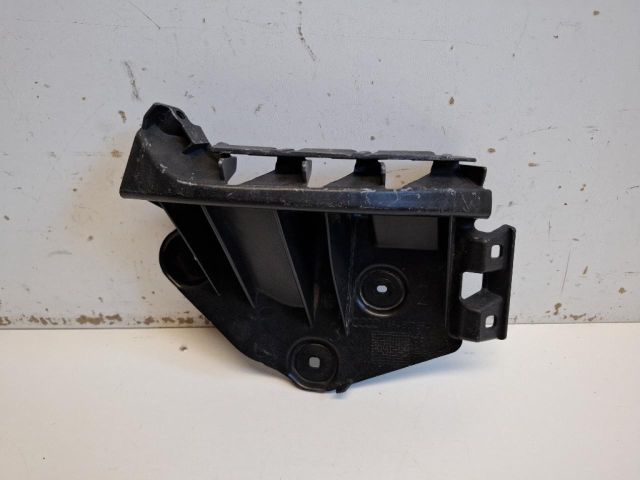 bontott AUDI A3 Jobb hátsó Lökhárító Tartó (Műanyag)