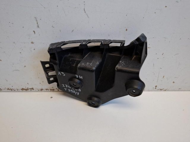 bontott AUDI A3 Jobb hátsó Lökhárító Tartó (Műanyag)