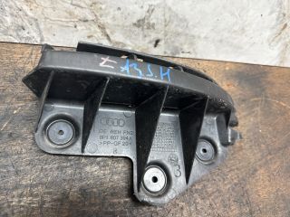 bontott AUDI A3 Jobb hátsó Lökhárító Tartó (Műanyag)