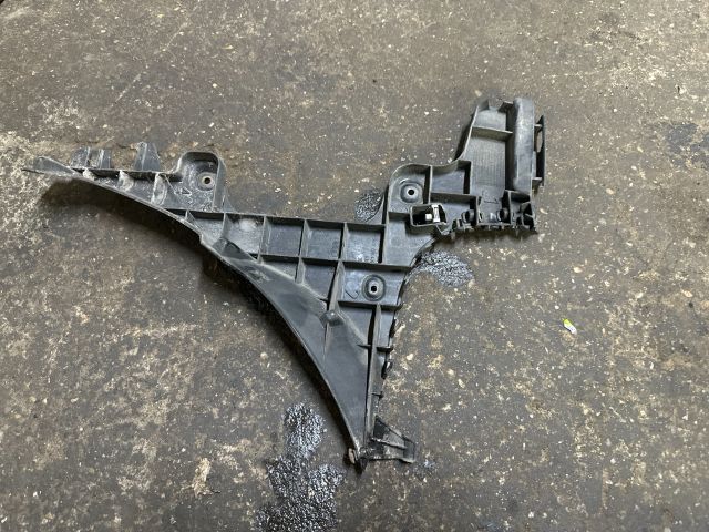 bontott AUDI A3 Jobb hátsó Lökhárító Tartó (Műanyag)