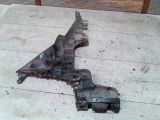 bontott AUDI A3 Jobb hátsó Lökhárító Tartó (Műanyag)