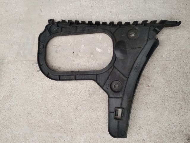 bontott AUDI A3 Jobb hátsó Oldal Lökhárító Tartó (Műanyag)