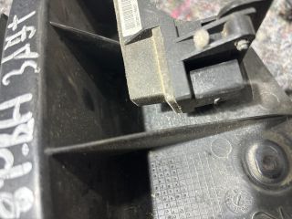 bontott AUDI A3 Jobb hátsó Oldal Lökhárító Tartó (Műanyag)