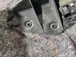 bontott AUDI A3 Jobb hátsó Oldal Lökhárító Tartó (Műanyag)