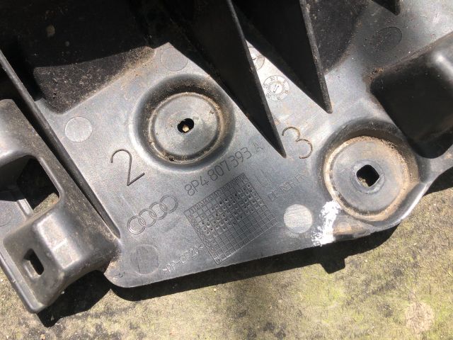 bontott AUDI A3 Jobb hátsó Oldal Lökhárító Tartó (Műanyag)