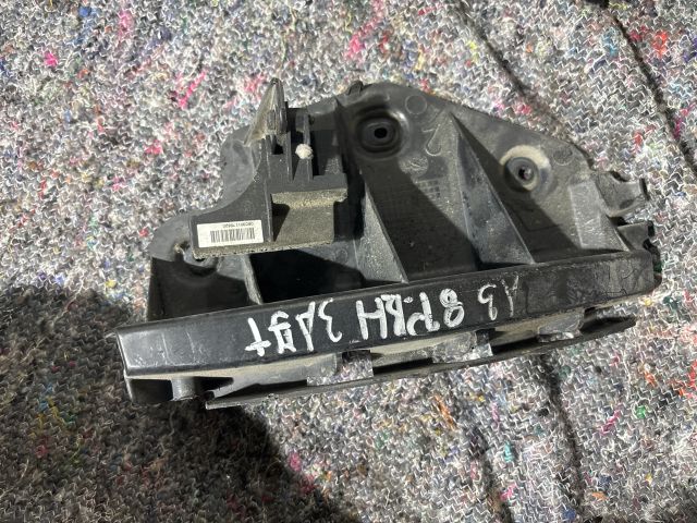 bontott AUDI A3 Jobb hátsó Oldal Lökhárító Tartó (Műanyag)