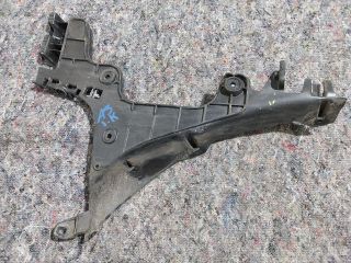 bontott AUDI A3 Jobb hátsó Oldal Lökhárító Tartó (Műanyag)