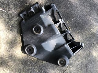 bontott AUDI A3 Jobb hátsó Oldal Lökhárító Tartó (Műanyag)