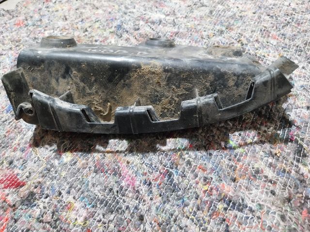 bontott AUDI A3 Jobb hátsó Oldal Lökhárító Tartó (Műanyag)