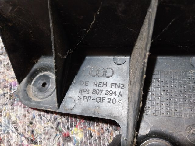 bontott AUDI A3 Jobb hátsó Oldal Lökhárító Tartó (Műanyag)