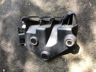 bontott AUDI A3 Jobb hátsó Oldal Lökhárító Tartó (Műanyag)