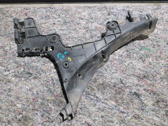 bontott AUDI A3 Jobb hátsó Oldal Lökhárító Tartó (Műanyag)