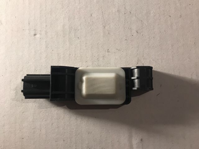 bontott AUDI A3 Jobb hátsó Oldal Ütközés Érzékelő