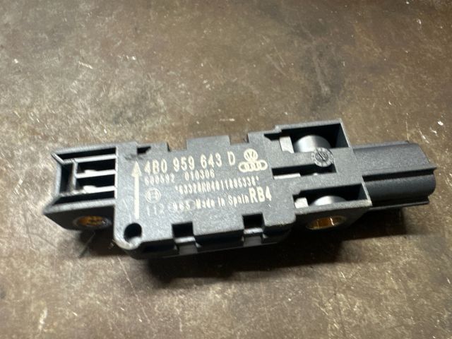 bontott AUDI A3 Jobb hátsó Oldal Ütközés Érzékelő