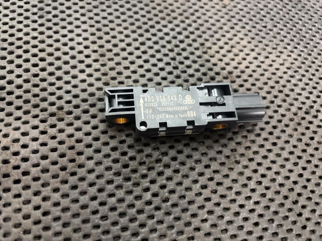 bontott AUDI A3 Jobb hátsó Oldal Ütközés Érzékelő