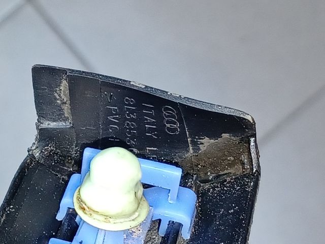 bontott AUDI A3 Jobb hátsó Sárvédő Díszléc