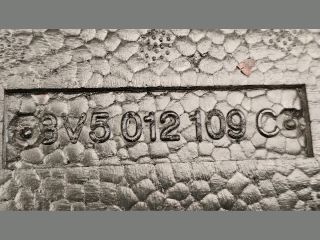 bontott AUDI A3 Jobb Kalaptartó Tartó Konzol