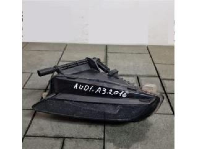 bontott AUDI A3 Jobb Ködfényszóró