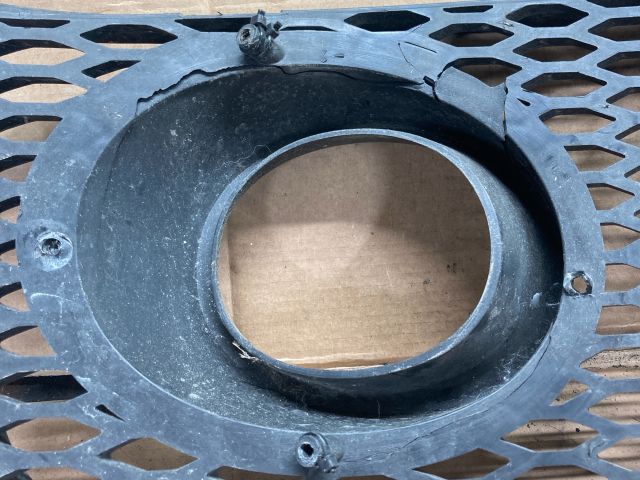 bontott AUDI A3 Jobb Ködlámpa Rács