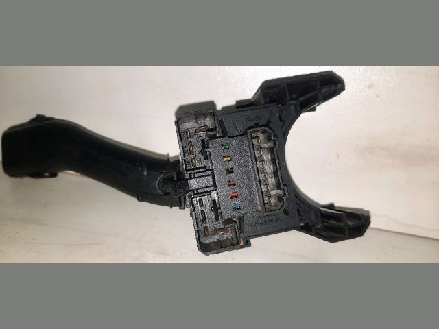 bontott AUDI A3 Jobb Kormánykapcsoló Ablaktörlő