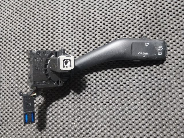 bontott AUDI A3 Jobb Kormánykapcsoló Ablaktörlő