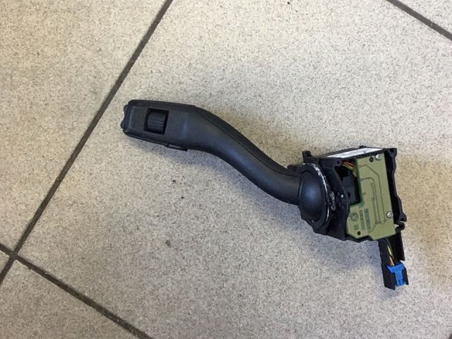 bontott AUDI A3 Jobb Kormánykapcsoló Ablaktörlő