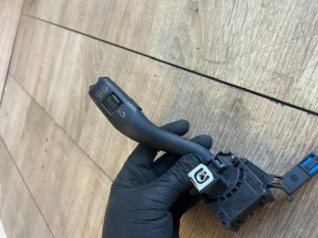 bontott AUDI A3 Jobb Kormánykapcsoló Ablaktörlő