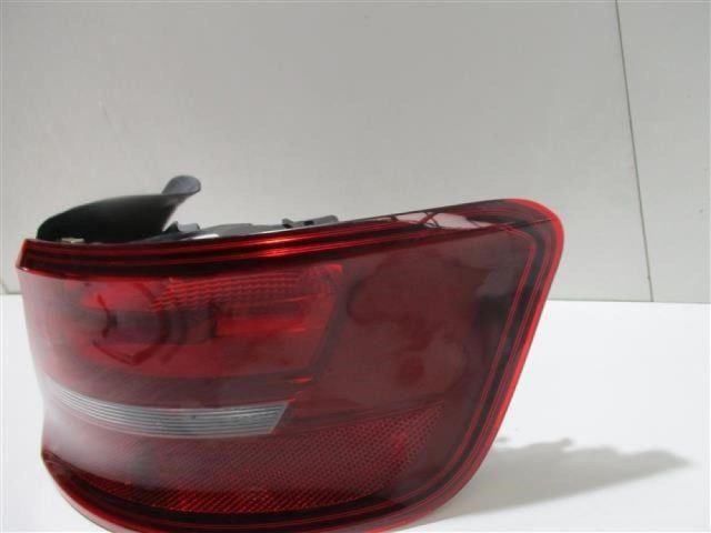 bontott AUDI A3 Jobb Külső Hátsó Lámpa