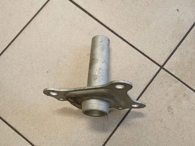 bontott AUDI A3 Jobb Lökhárító Tartó Nyúlványvég