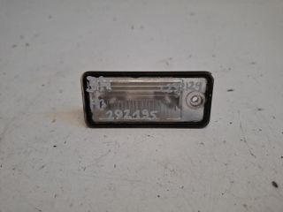 bontott AUDI A3 Jobb Rendszámtábla Világítás