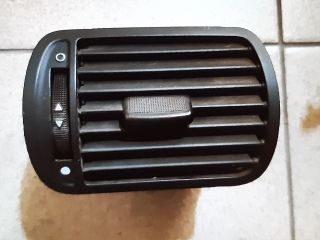 bontott AUDI A3 Jobb Szellőző