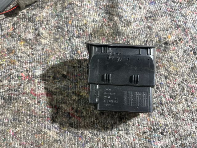 bontott AUDI A3 Jobb Szellőző