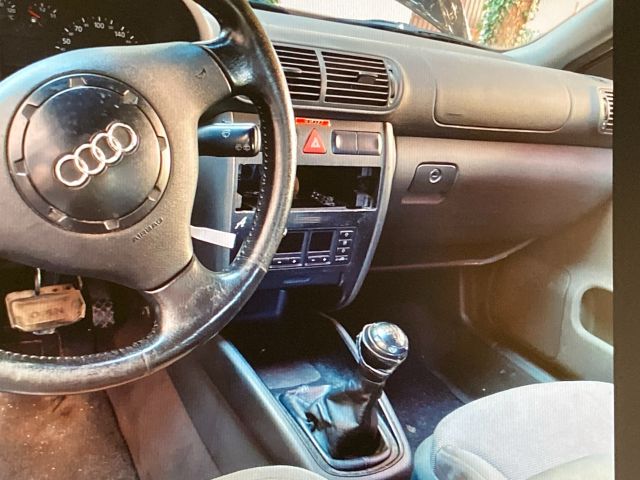 bontott AUDI A3 Jobb Szellőző