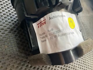 bontott AUDI A3 Jobb Szellőző