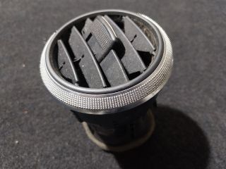 bontott AUDI A3 Jobb Szellőző